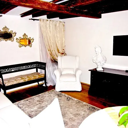 Ca Silvia Apartment *
